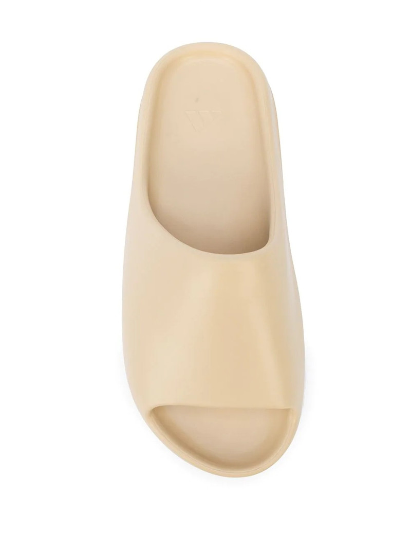 Yeezy Bone slides 4
