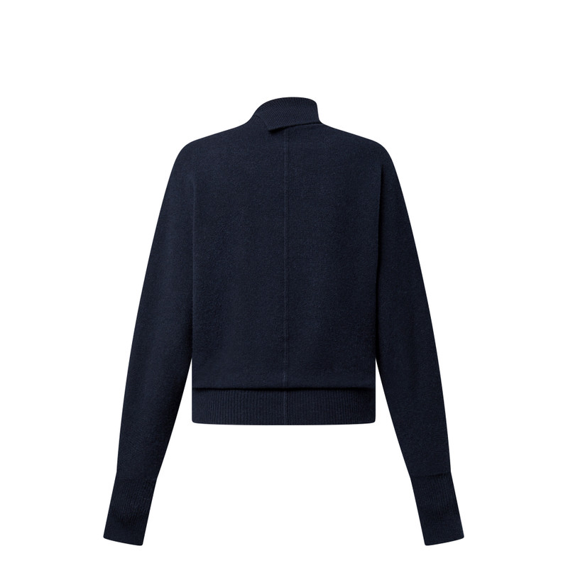 Twist Collar Knit Pullover 3