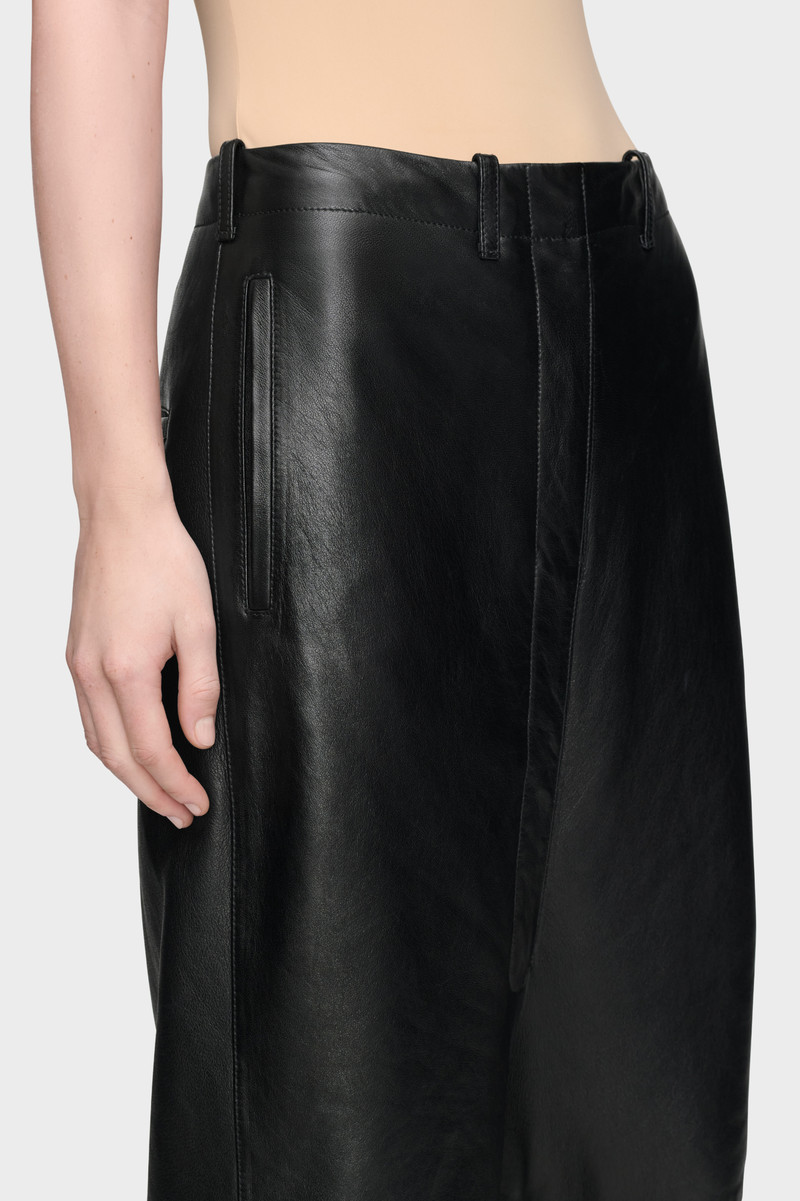 Leather Trousers 5