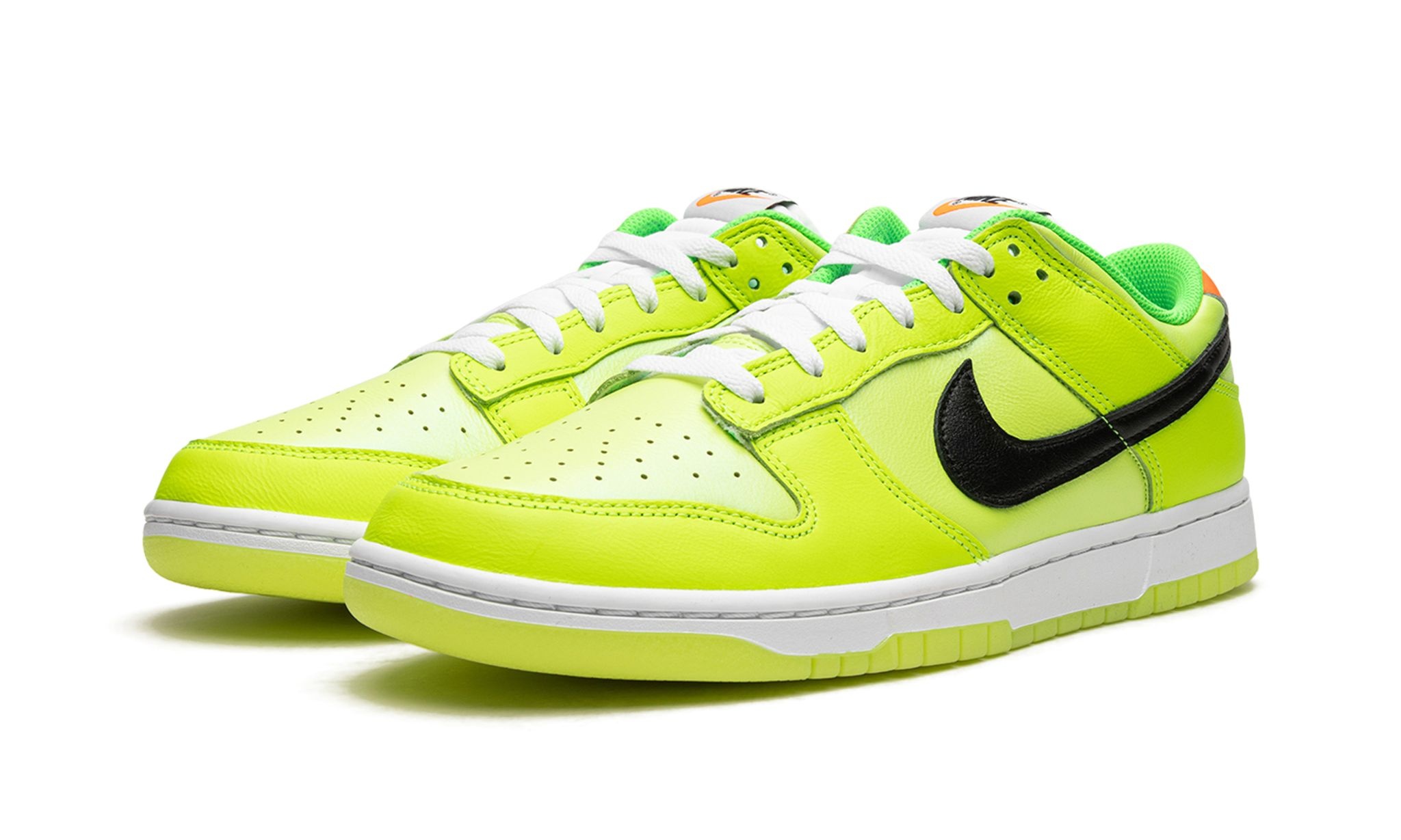Dunk Low "Glow in the Dark" - 2