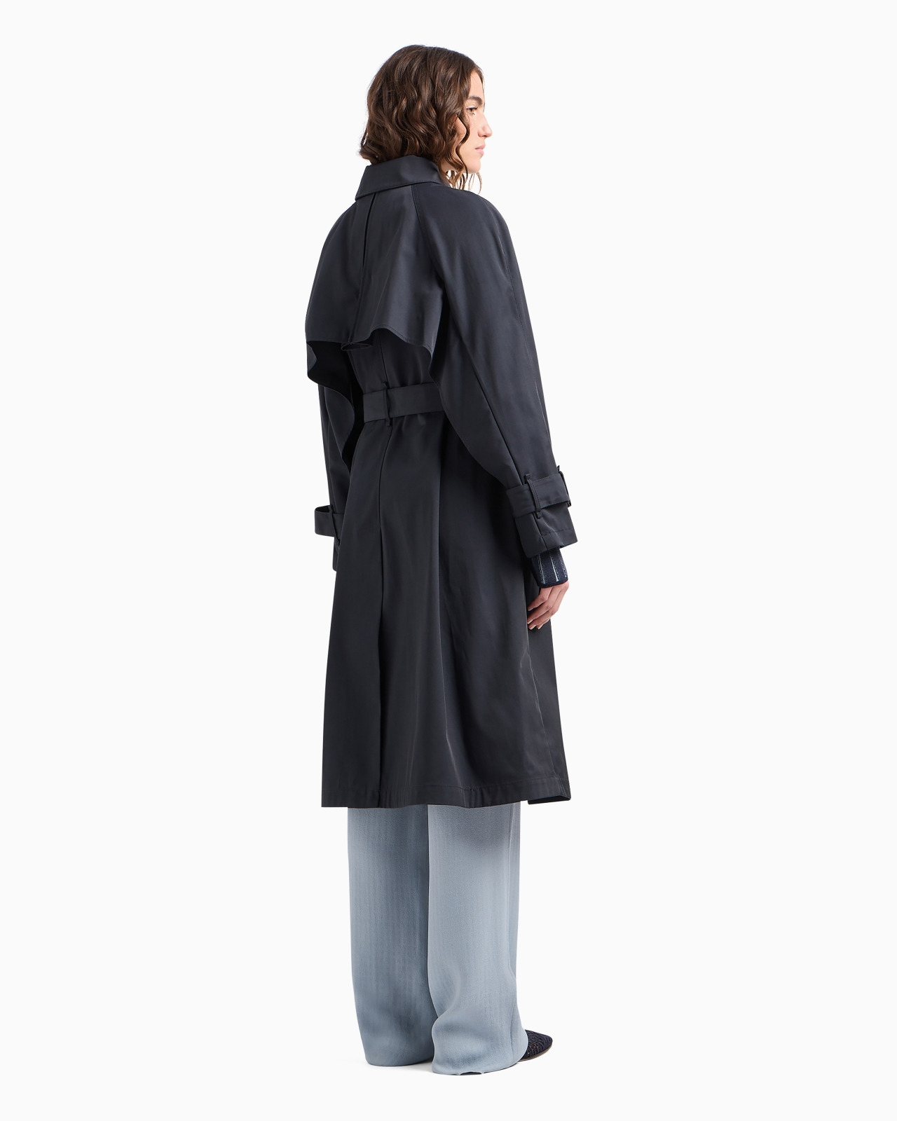 Double-breasted trench coat with belt in water-repellent technical cotton - 3