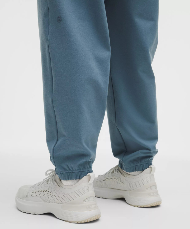 Heavyweight Soft Jersey Relaxed-Fit Jogger *Tall 7