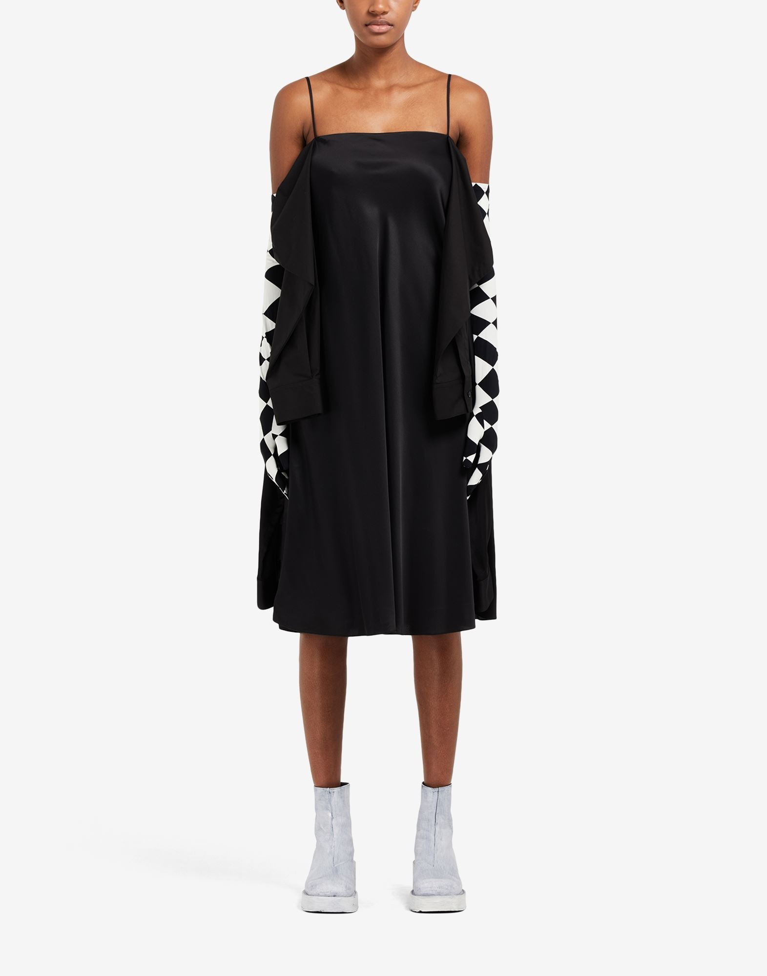 Satin dress with hanging sleeves - 2