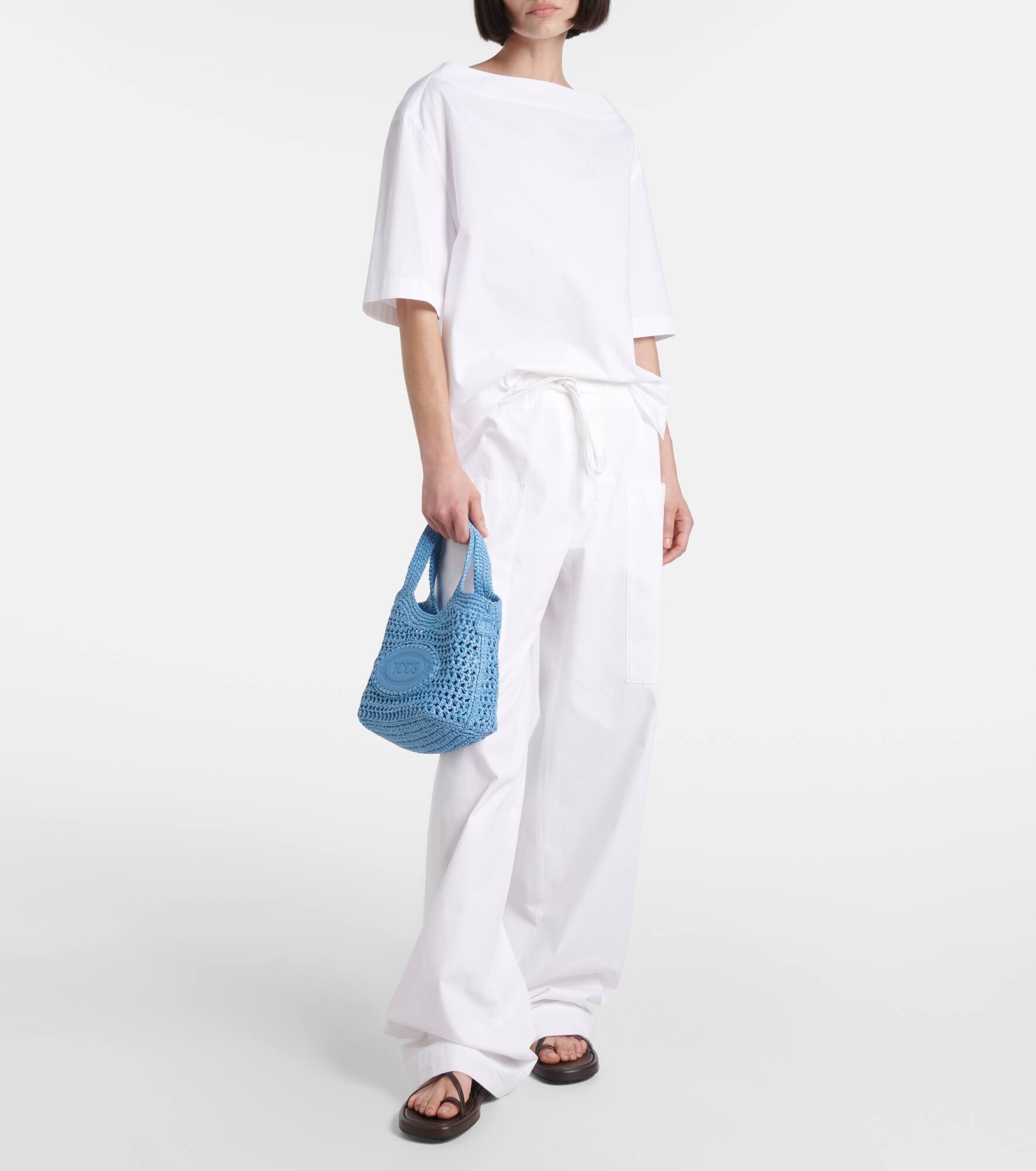 Leather-trimmed raffia basket bag - 5