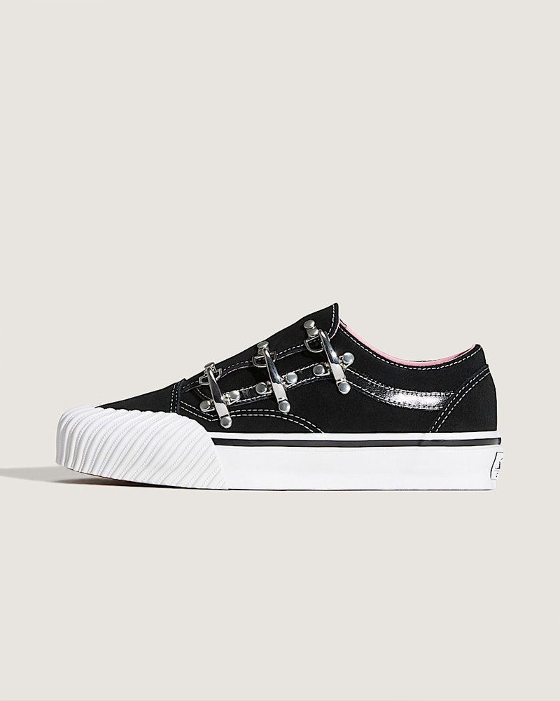 Premium Old Skool Wrap Karina Shoe 1