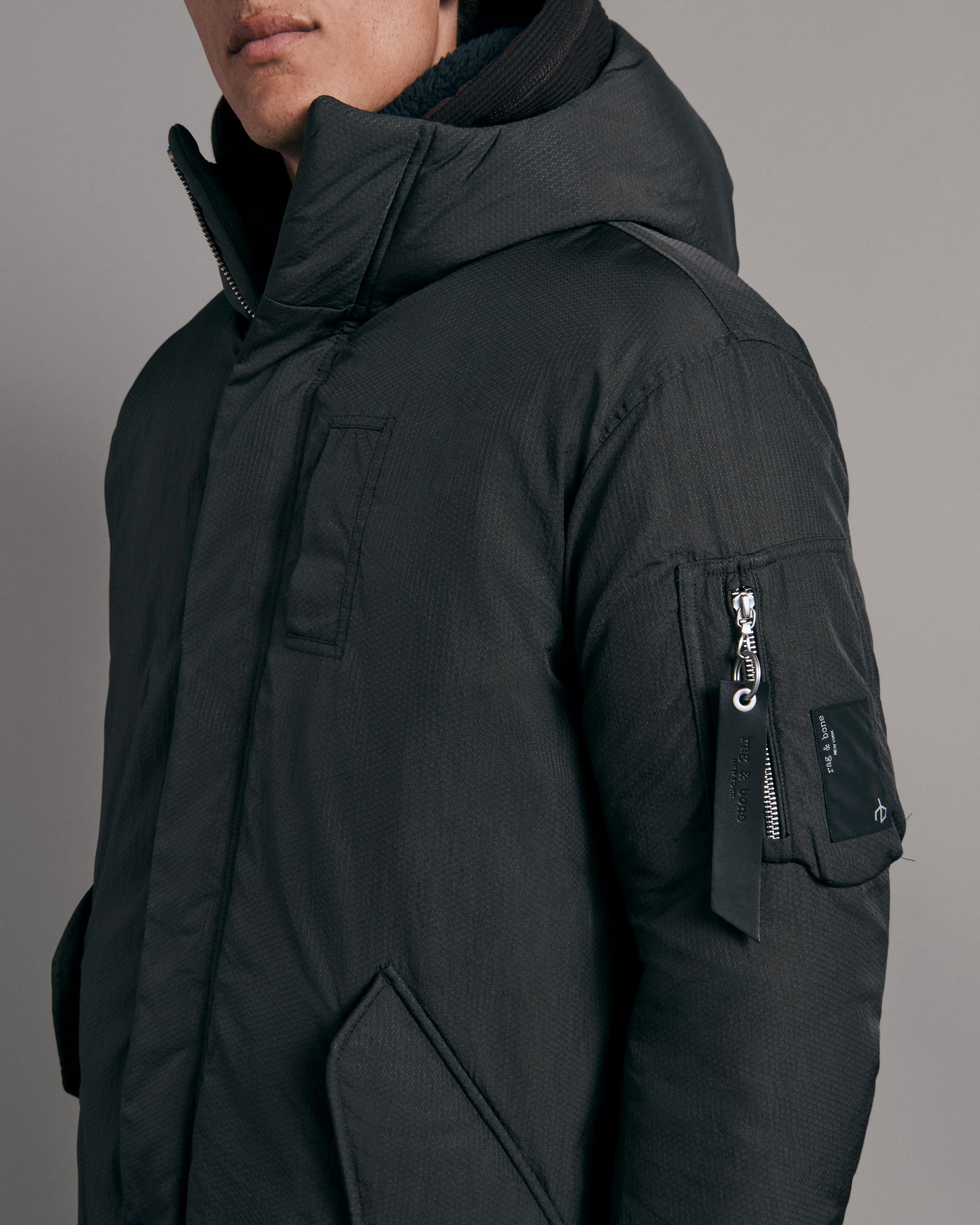 Fleet Ripstop Parka
Relaxed Fit Jacket - 5