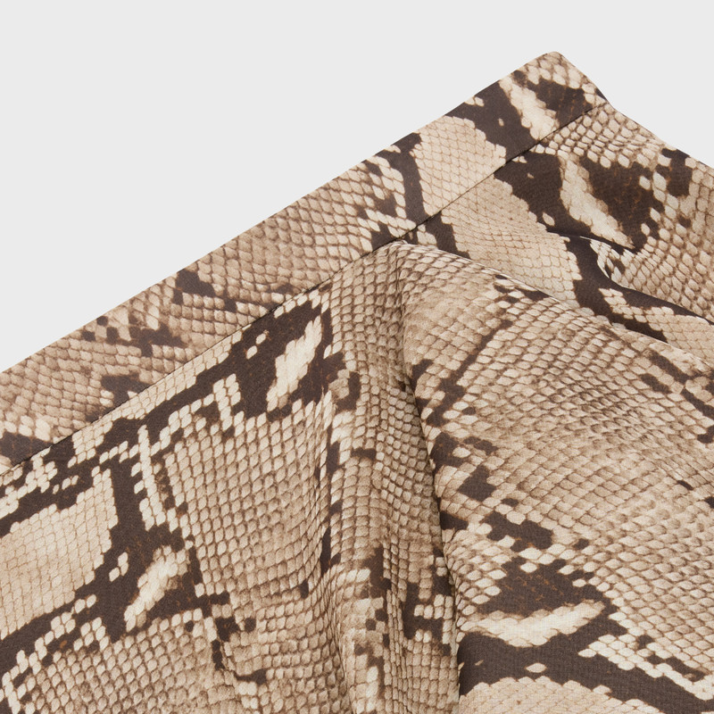 Draped skirt in Silk georgette 3