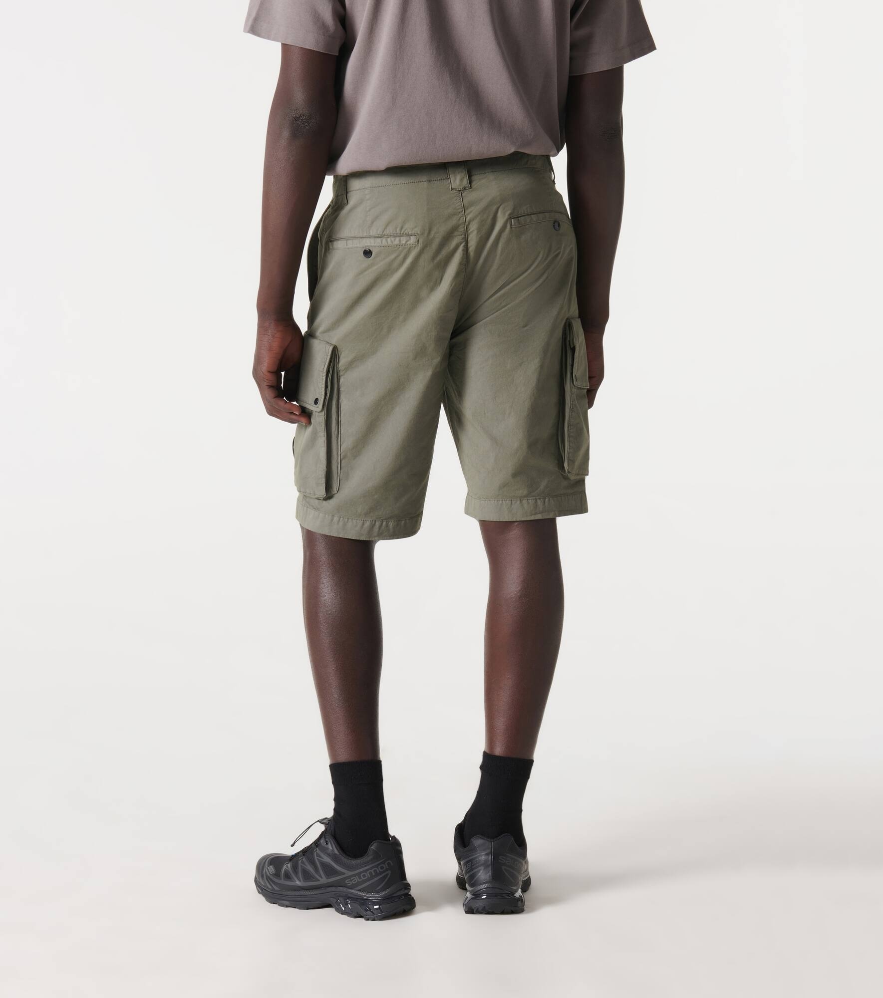 Cotton-blend cargo shorts - 4