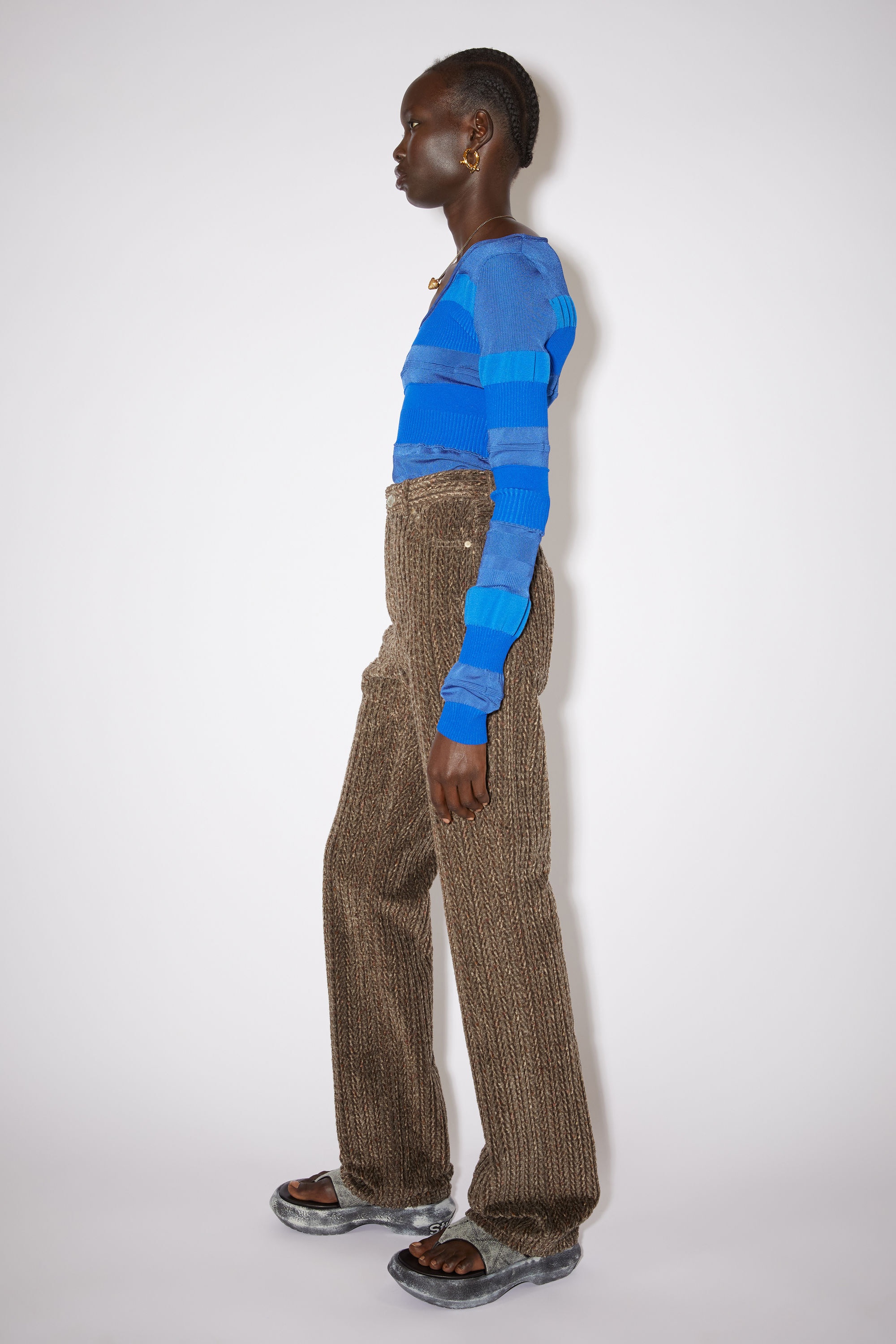 Regular fit corduroy trousers - Brown - 4