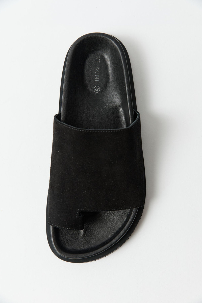 Loe Suede Slide - Black 3