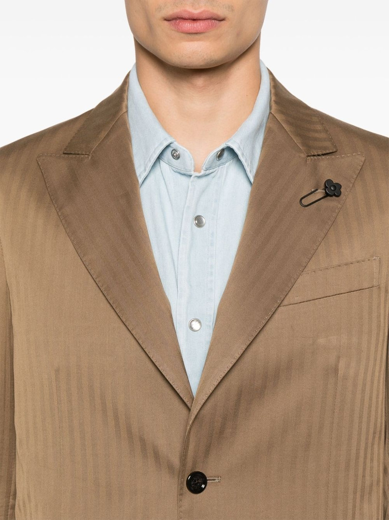 striped suit 4