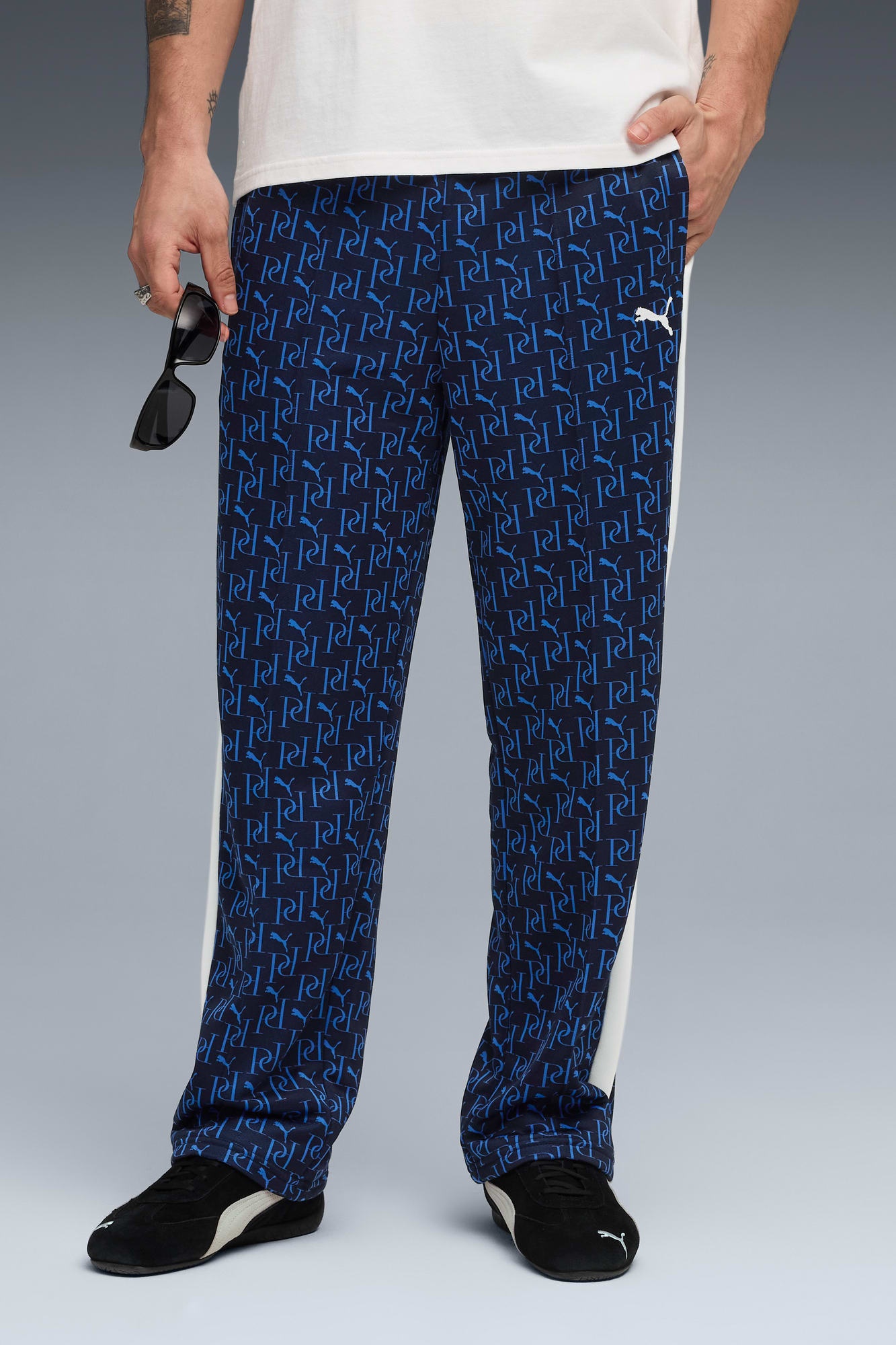 T7 AOP Relaxed Track Pants Men - 3