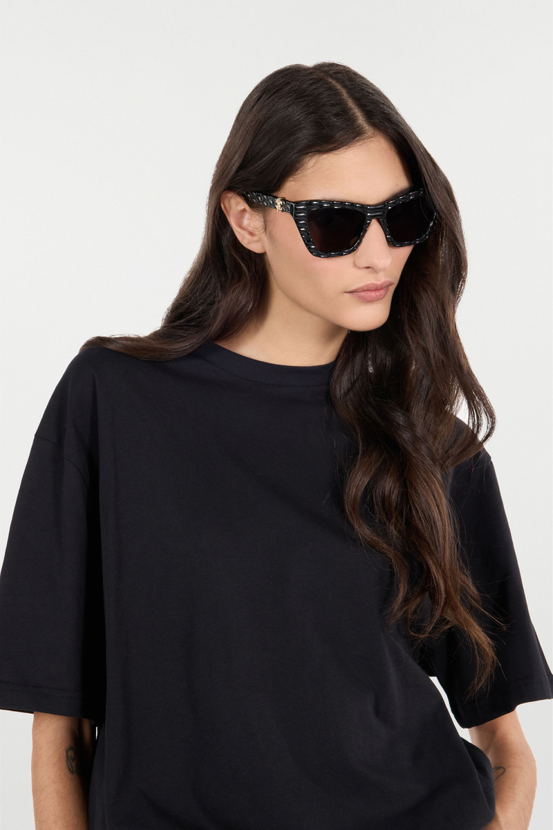 Roberto Cavalli Sunglasses with smooth front and matelassè effect on temples outlook