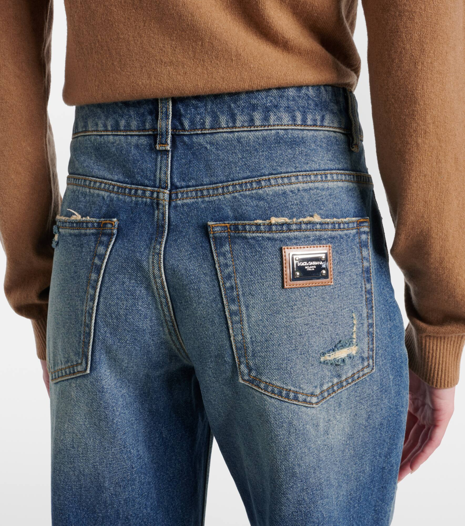Distressed straight jeans - 6