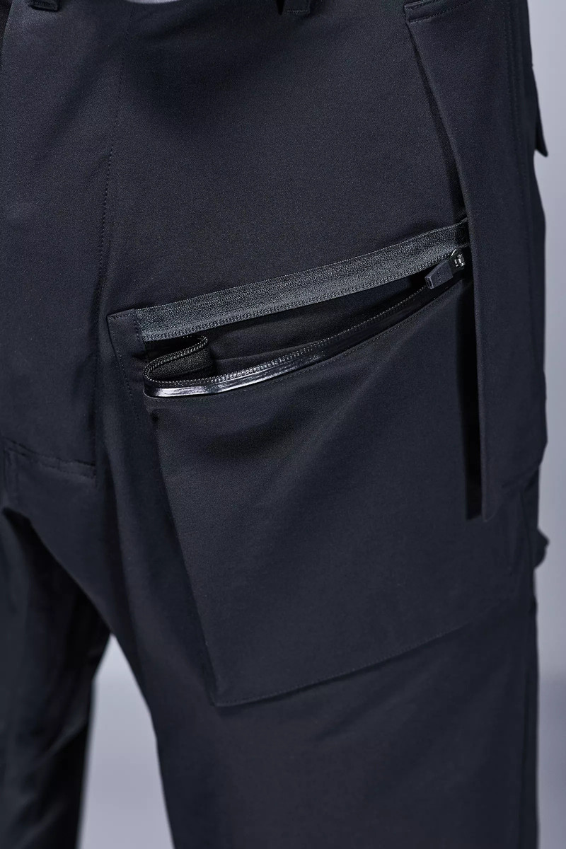 P46A-DS schoeller® Dryskin™ Cargo Vent Pant 17