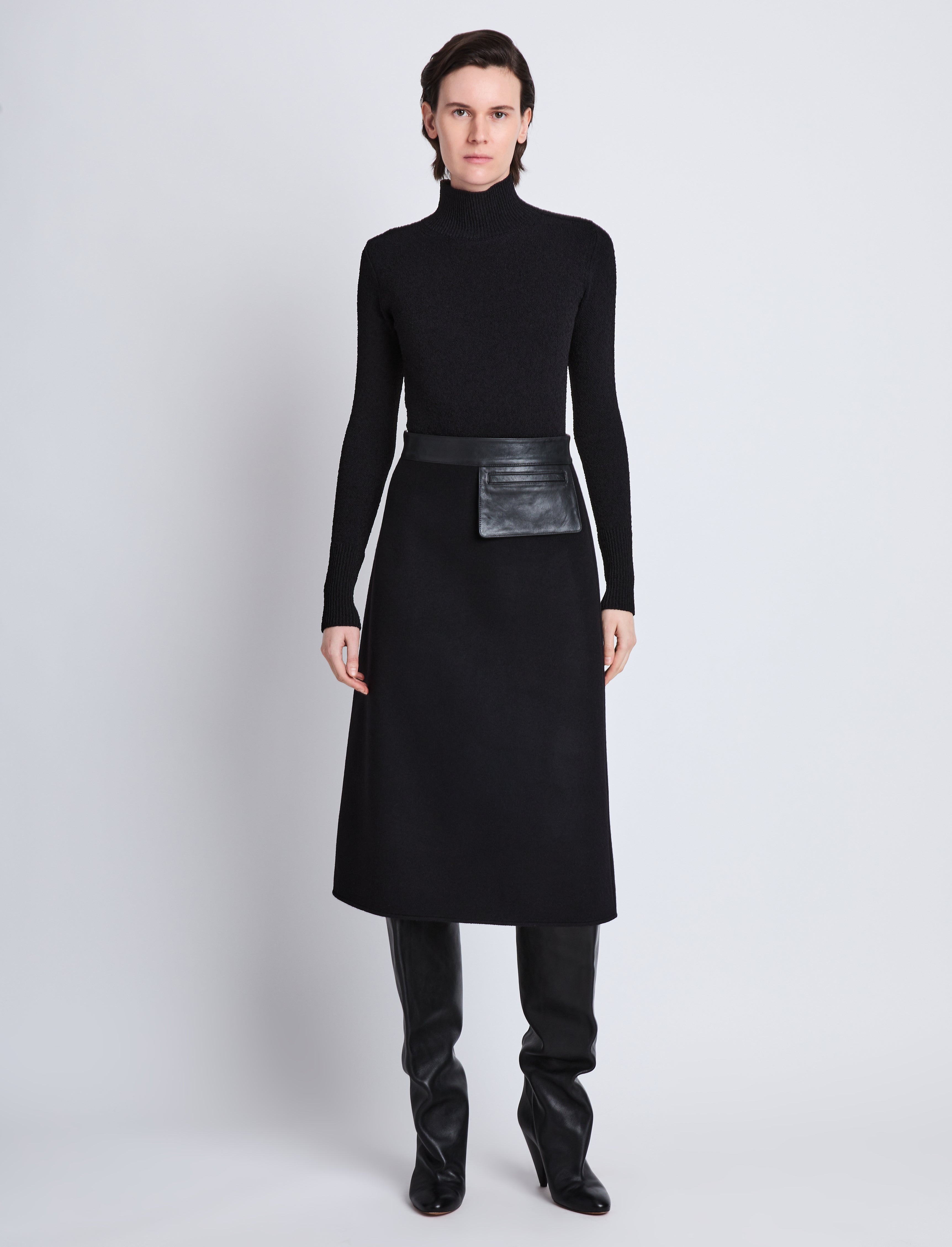 Claude Sweater in Viscose Boucle - 4