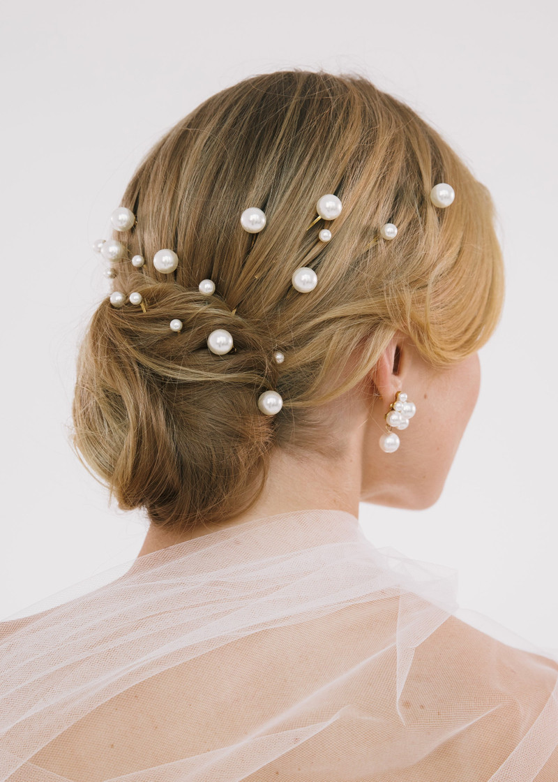 Jennifer Behr Perla Bobby Pin Set outlook