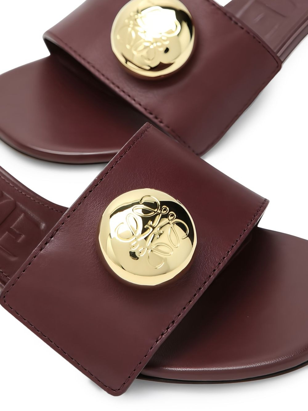 45mm pebble-embellished leather sandals - 5