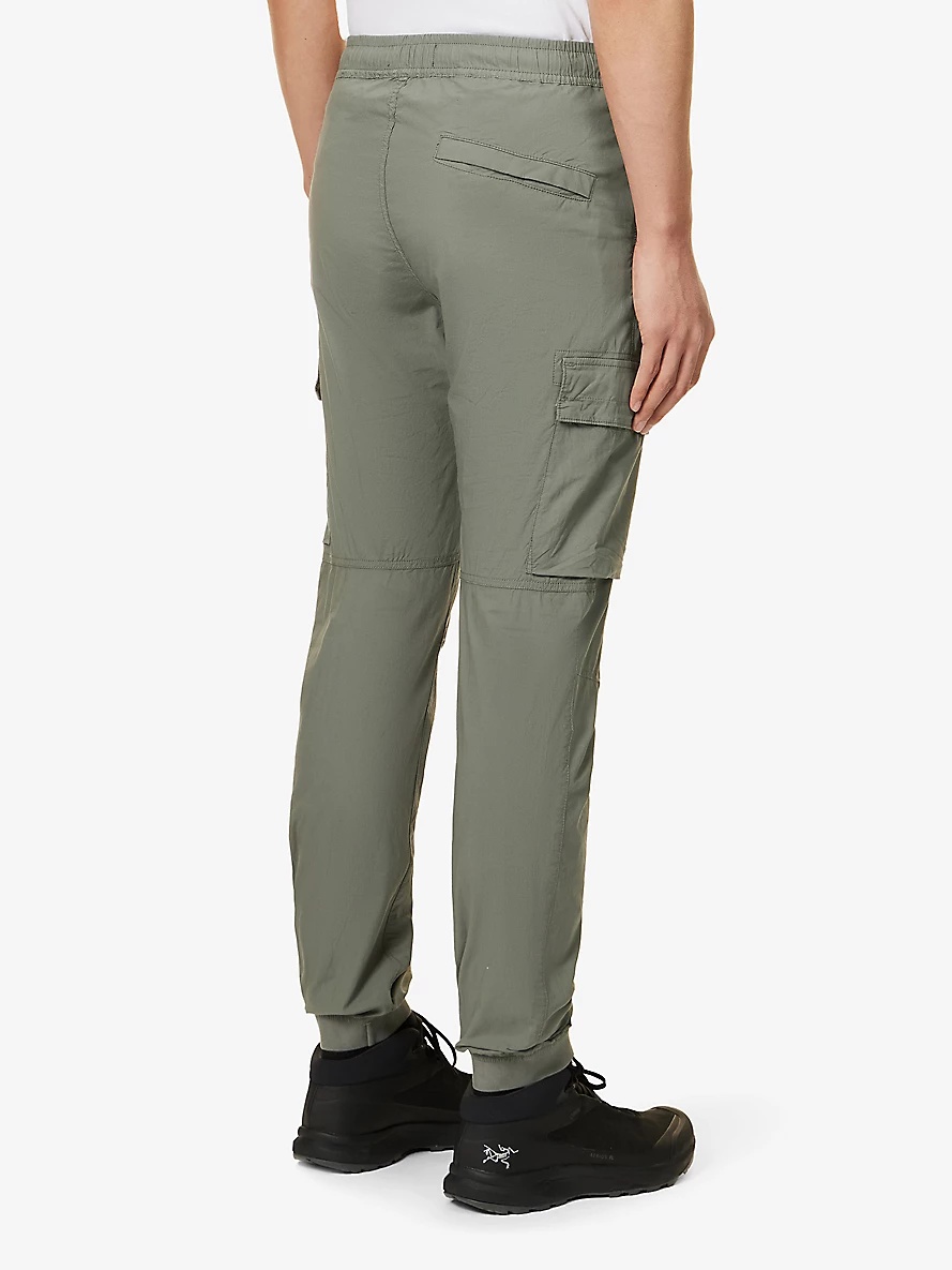 Logo-badge tapered-leg stretch-cotton cargo trousers - 4