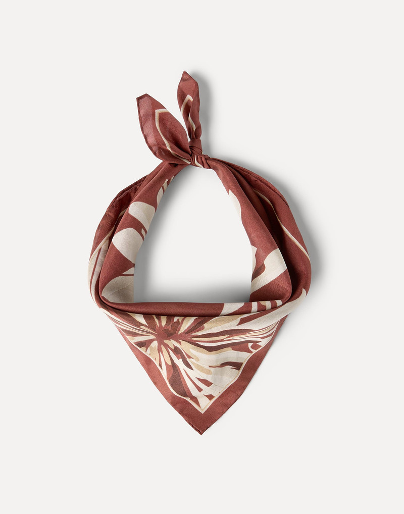 Silk bloom print pongee foulard 1