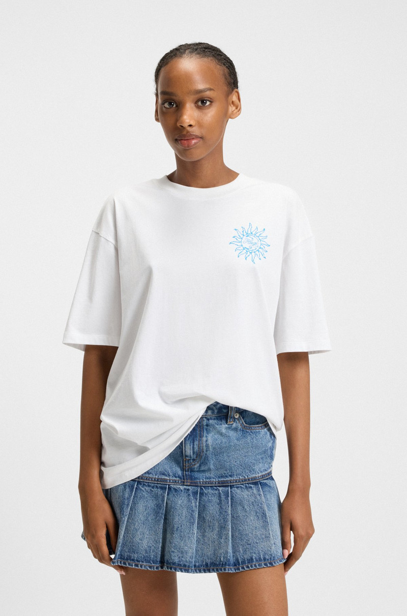 OVERSIZED-FIT T-SHIRT IN COTTON WITH LOGO ARTWORK 2