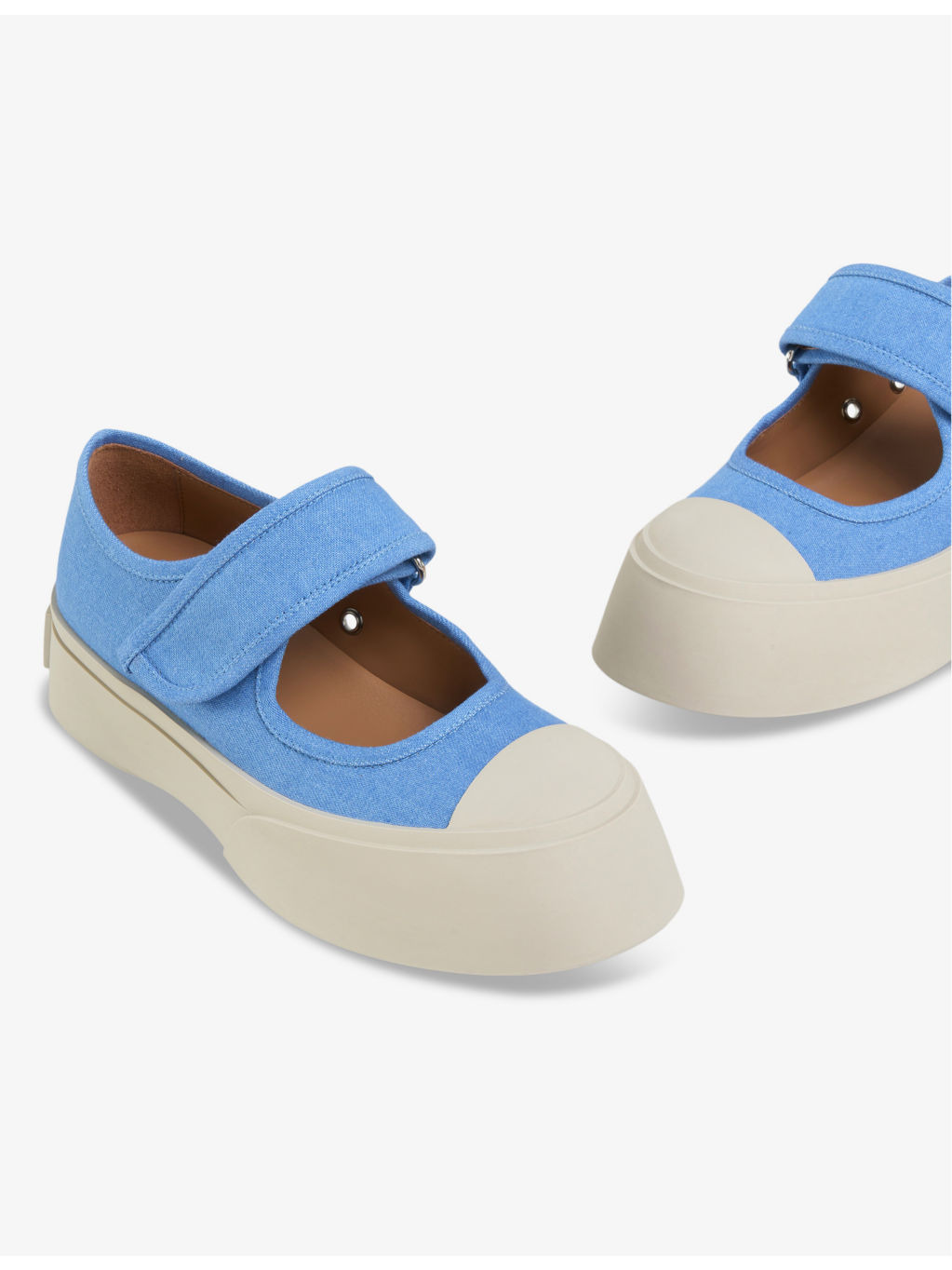 Branded contrast-sole cotton low-top trainers - 5