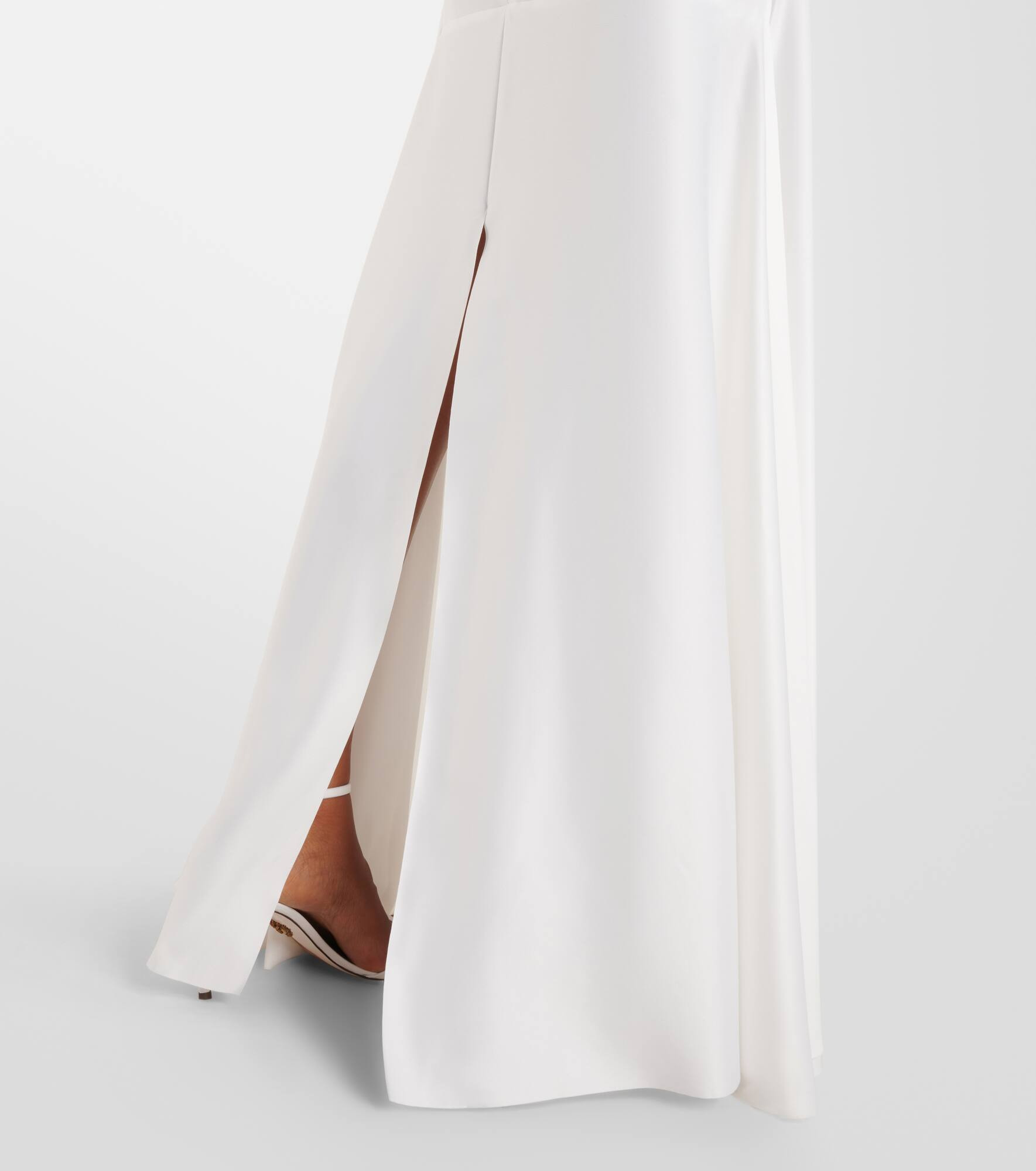 Storm satin gown - 6