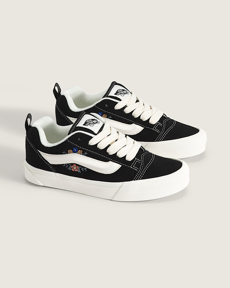 Vans Knu Skool Shoe outlook