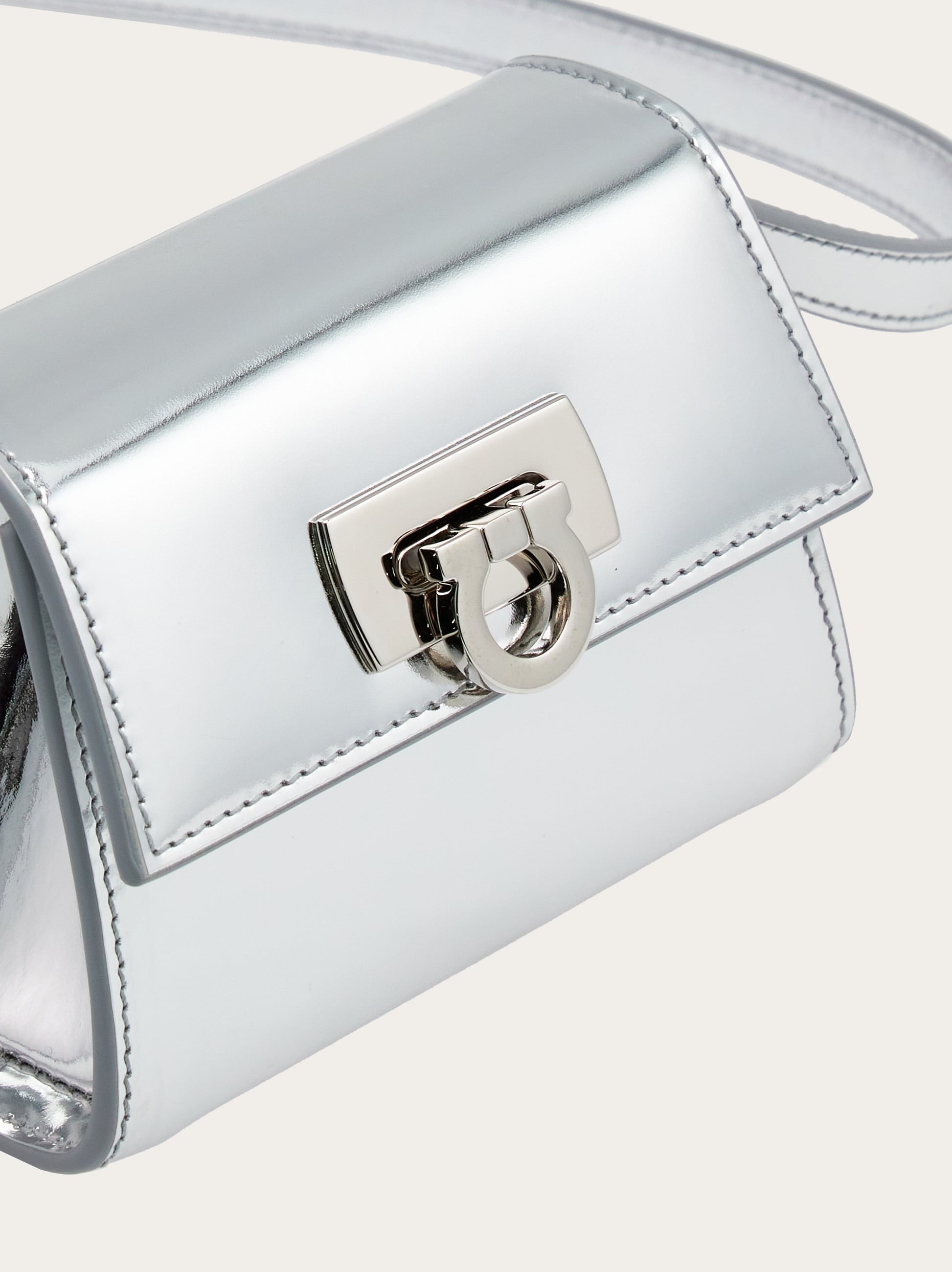 Credit card holder with shoulder strap - 5