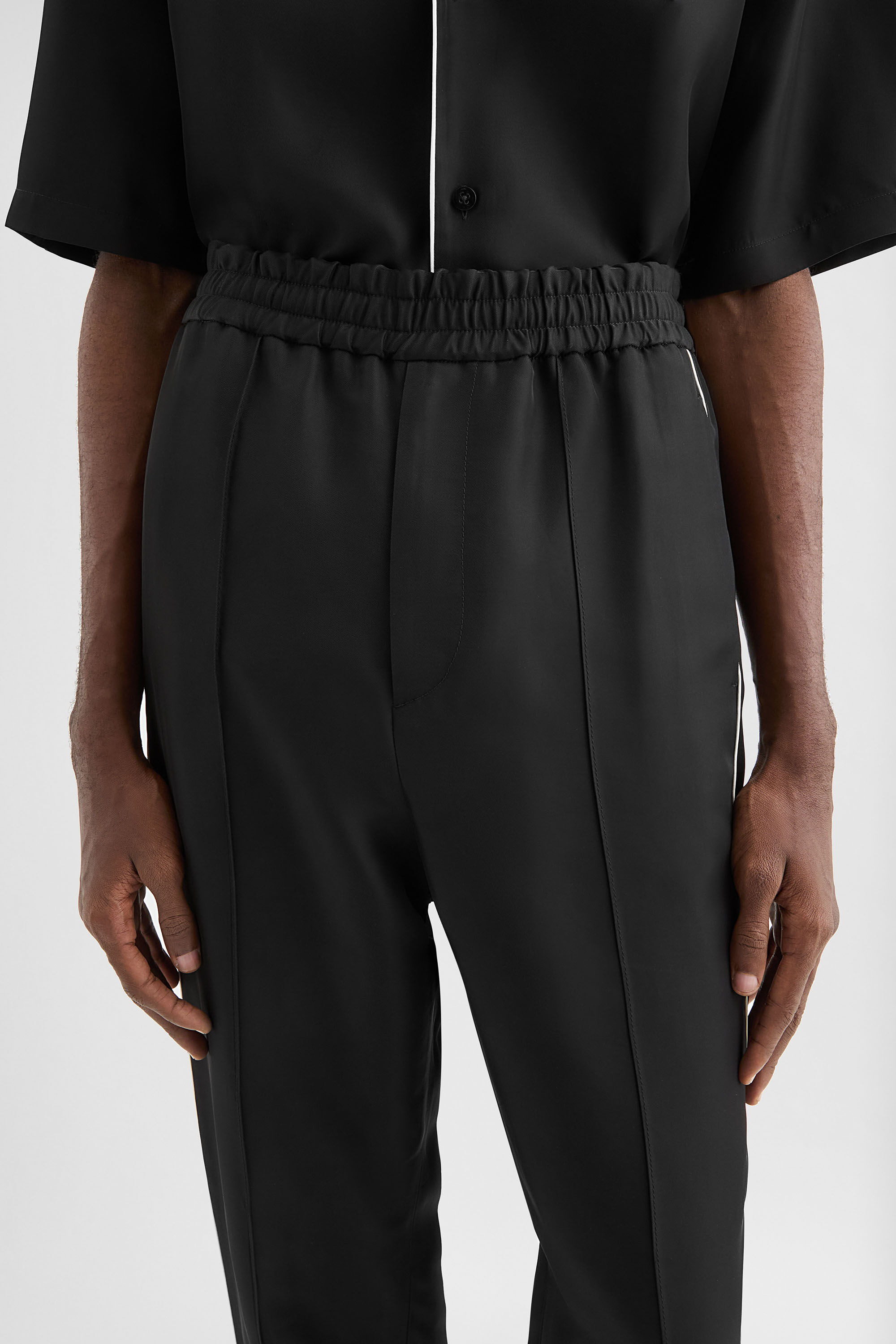 Fluid Viscose Tapered Trousers - 2