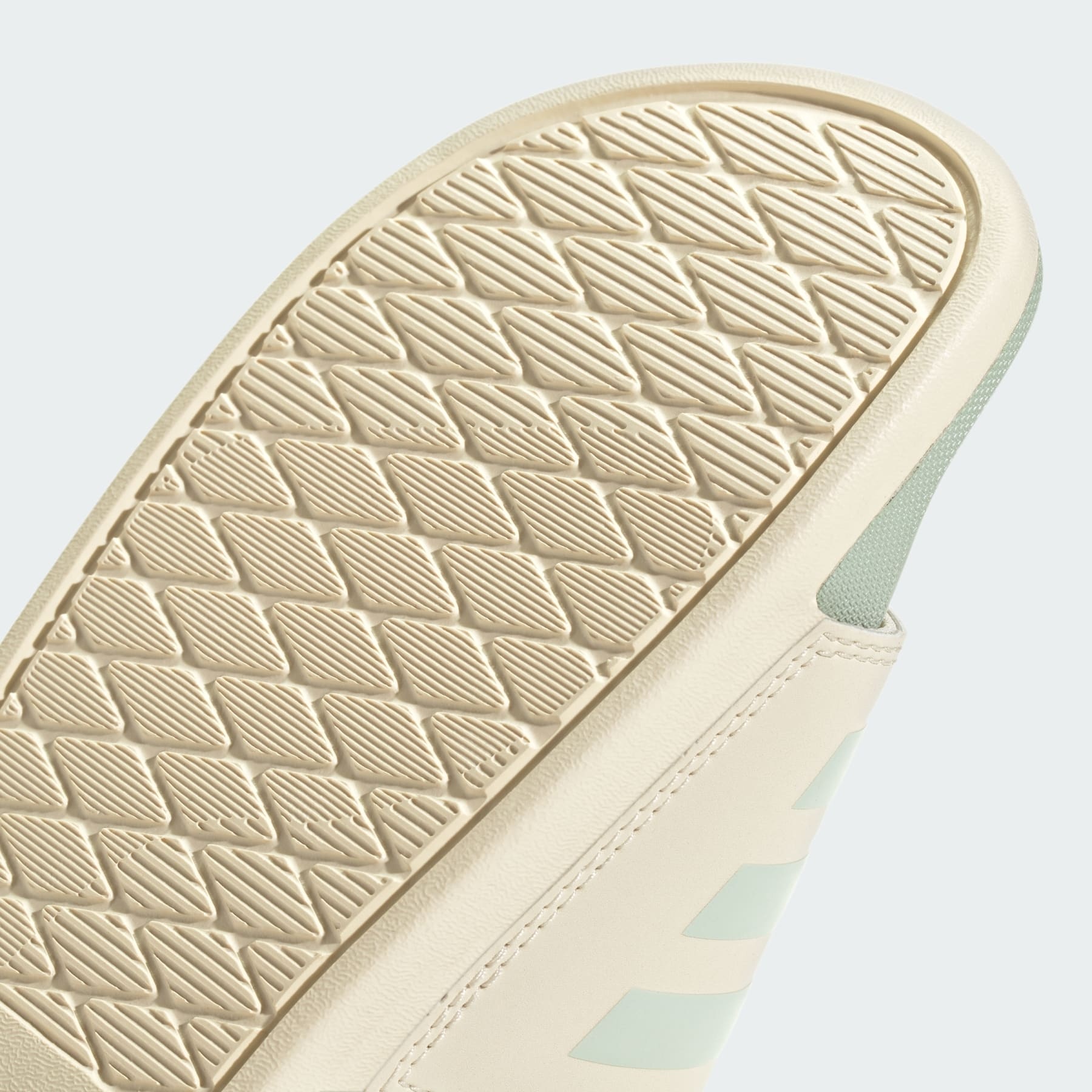 Adilette Comfort Slides - 9