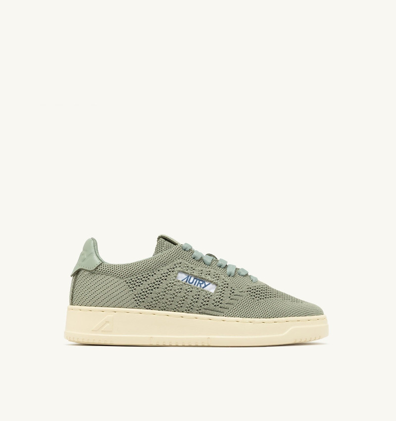 MEDALIST EASEKNIT LOW SNEAKERS IN SEA GRASS KNIT 1
