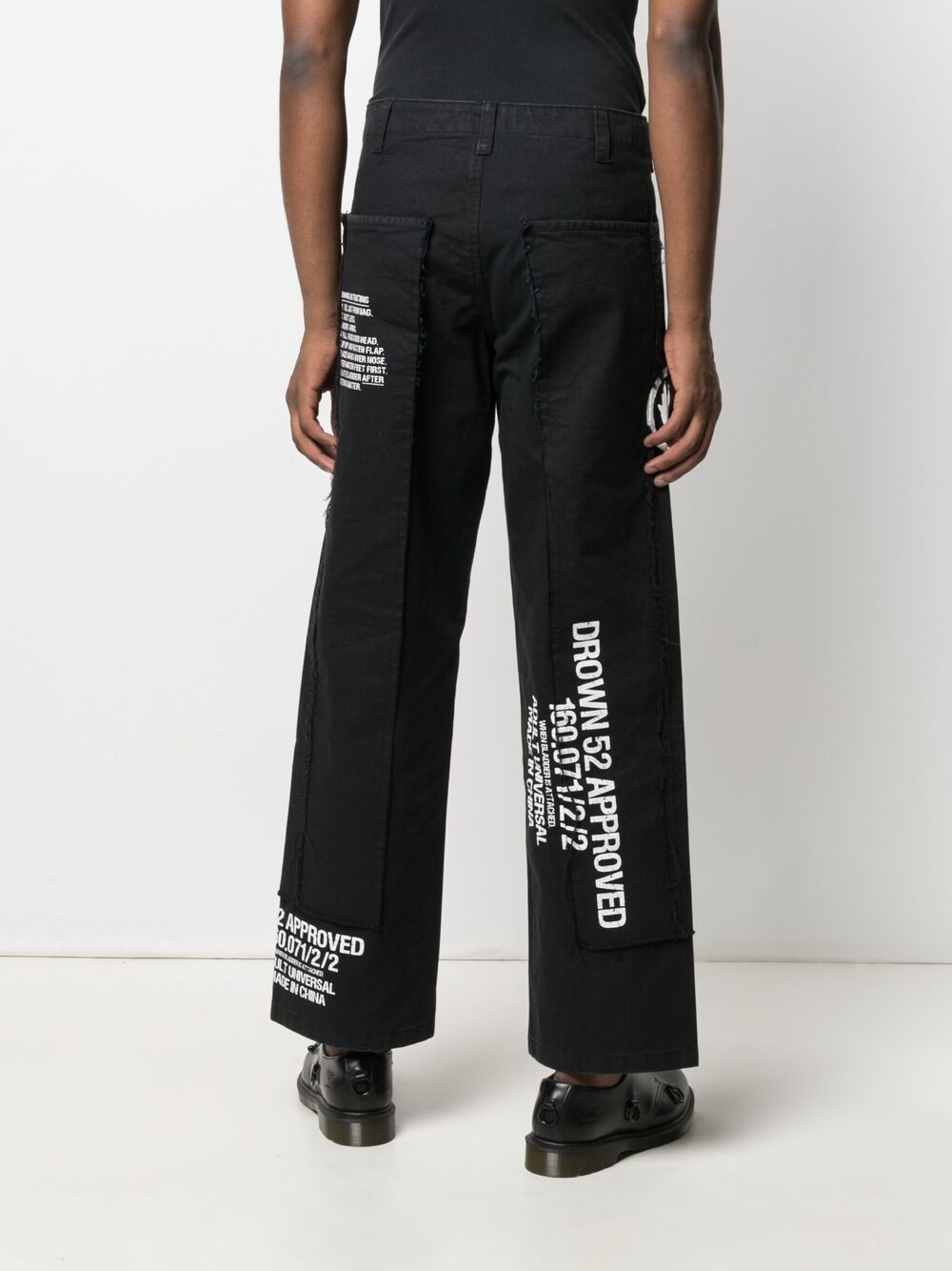 slogan-print flared trousers - 4