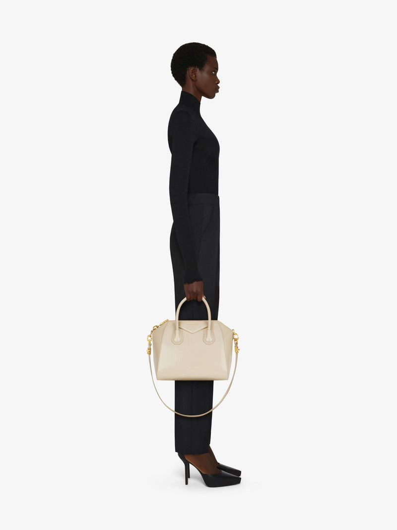 Givenchy SMALL ANTIGONA BAG IN BOX LEATHER outlook