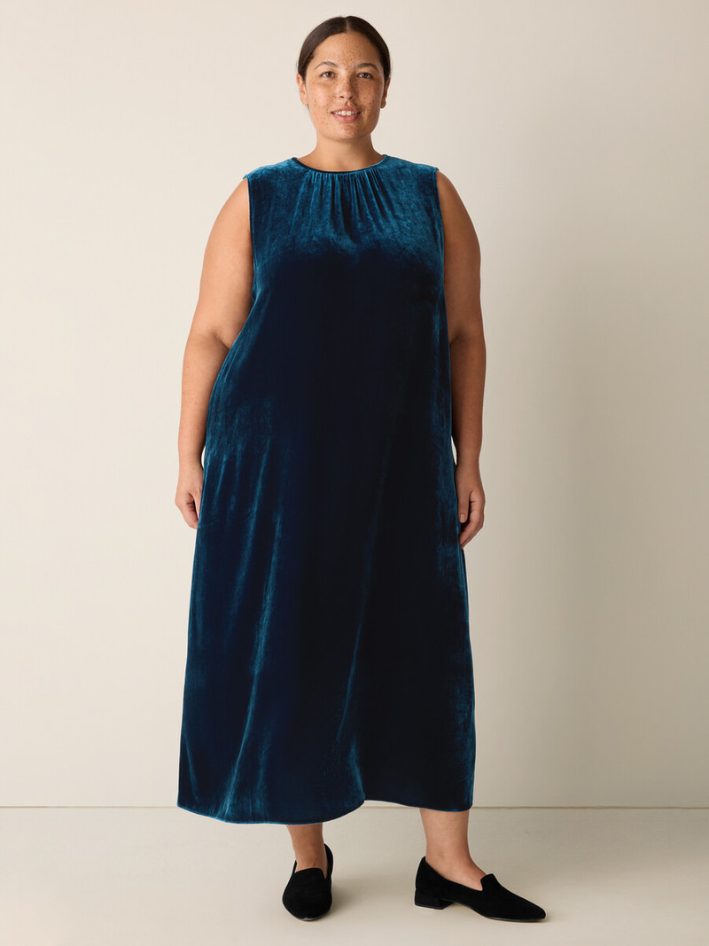 Velvet Round Neck Dress 6