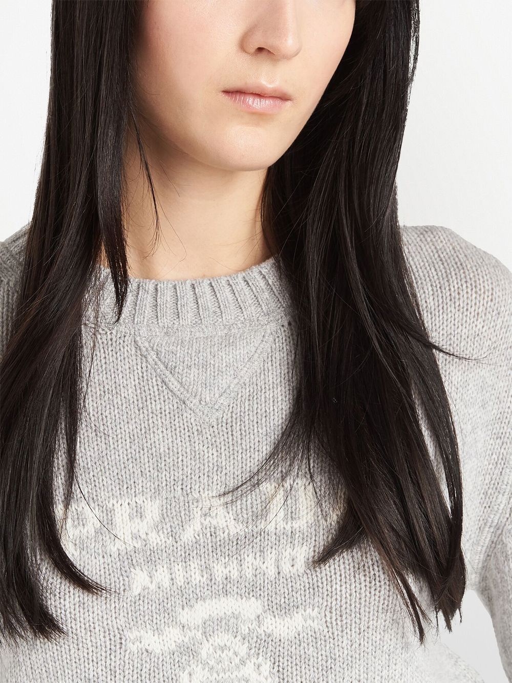 intarsia-logo cropped cashmere jumper - 4