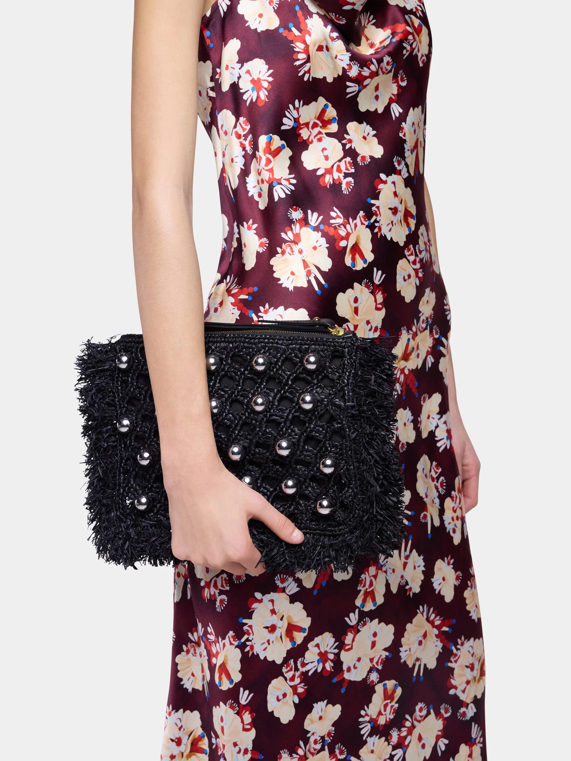 POUCH IN BLACK RAFFIA WITH SILVER PEARLS DETAILS - 1