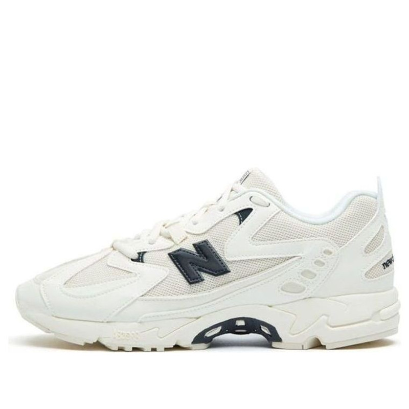 New Balance 828 'White Black' ML828NA - 1