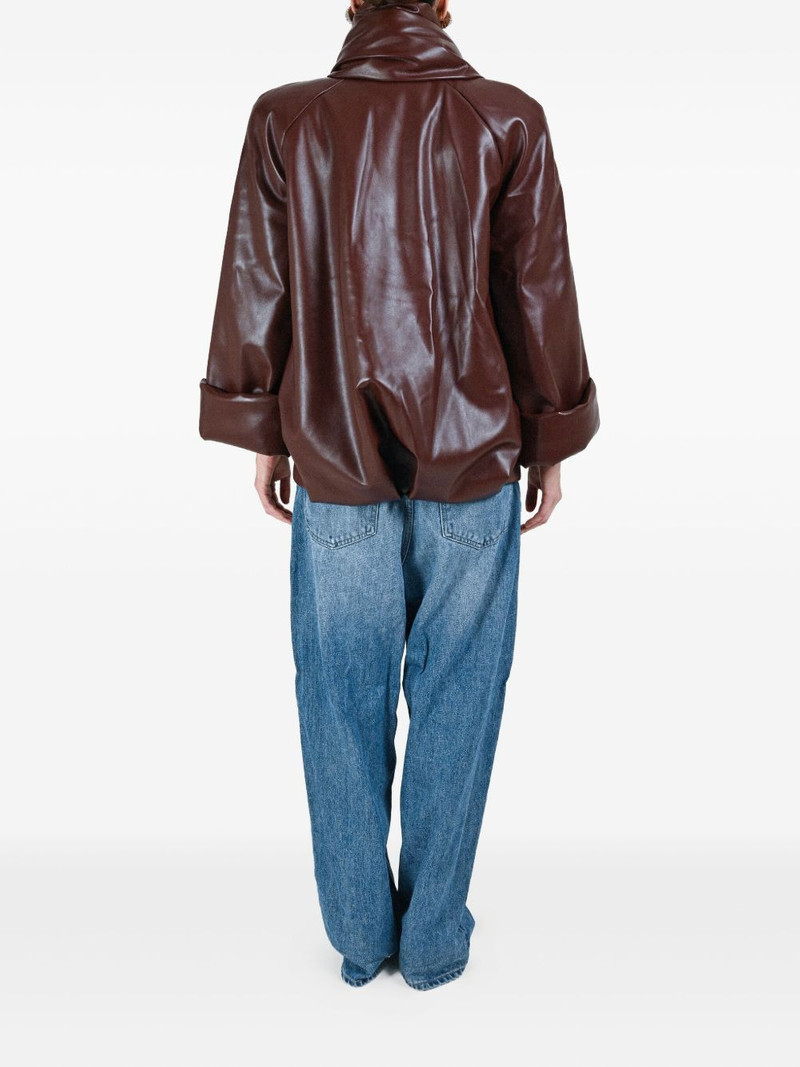 button-fastening jacket 4