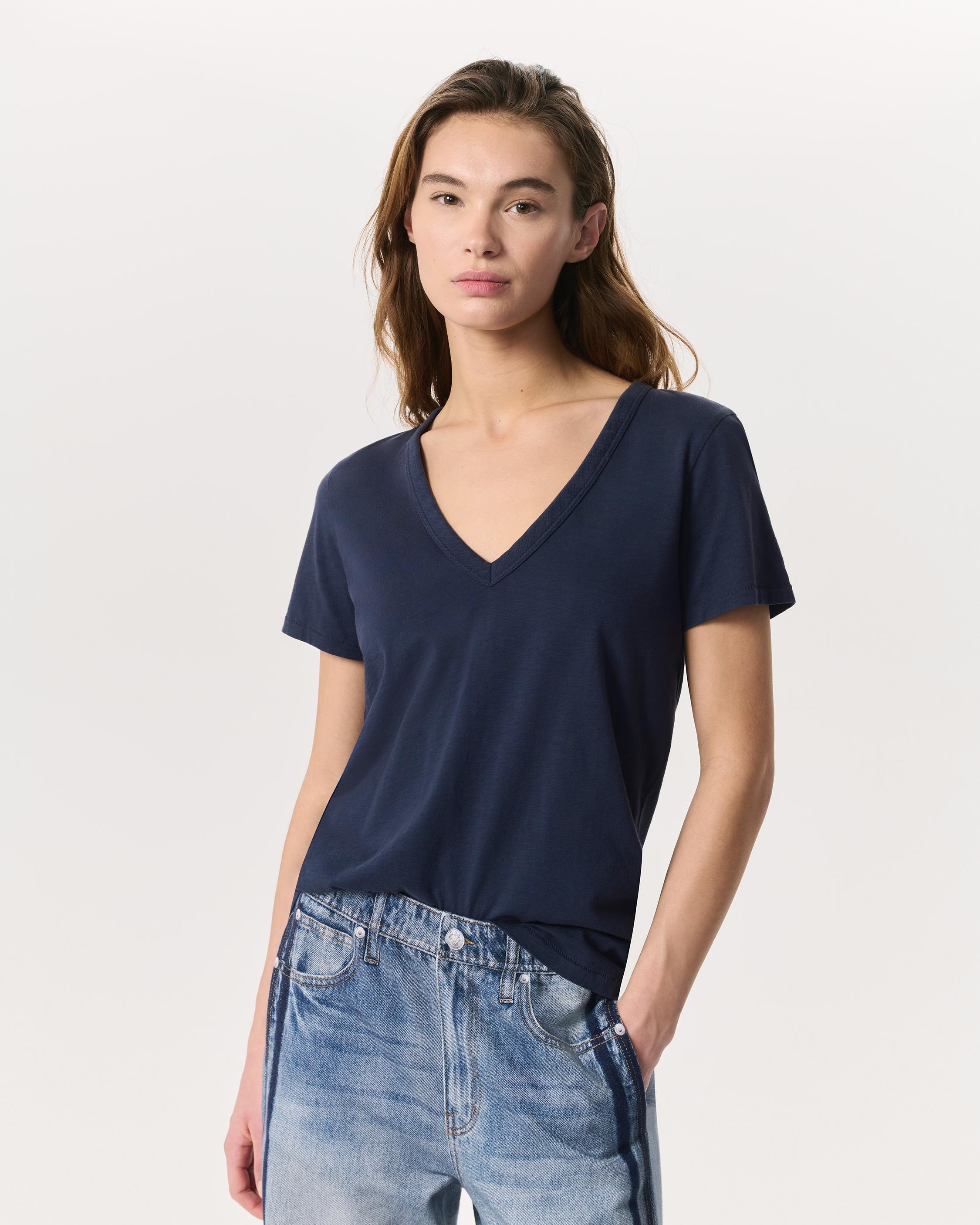 The Slub Vee
Organic Pima Cotton T-Shirt - 2