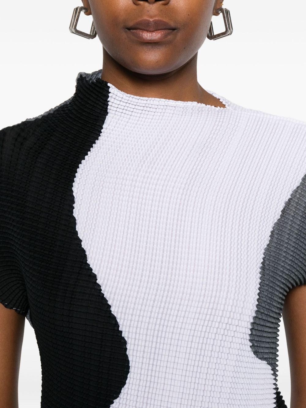 Abstract Tint pleated top - 5