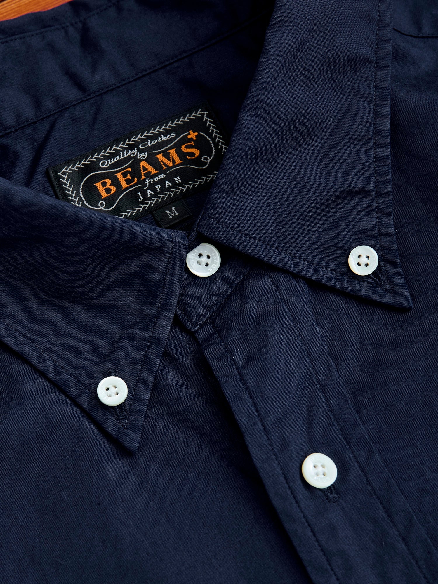 Broad Cloth Short Sleeve Button-Down Shirt in Navy - 4