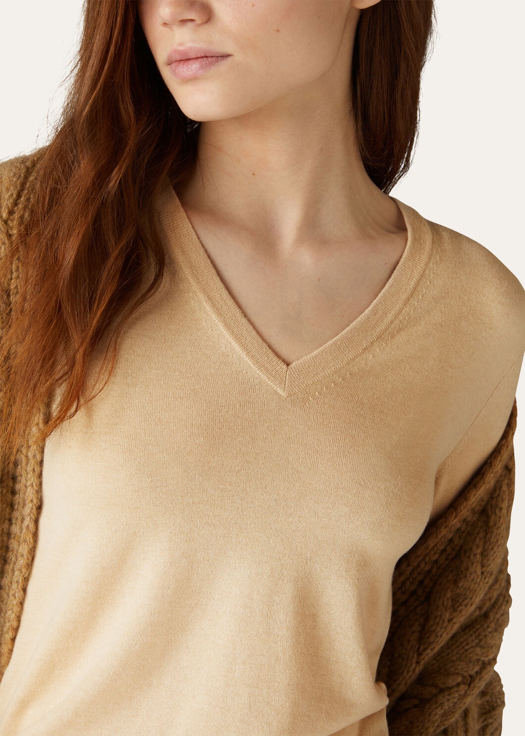 V-Neck - 3