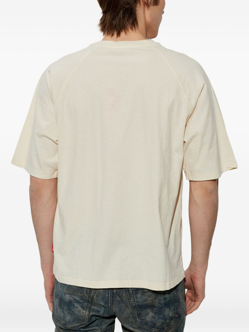 T-Jussi-A short-sleeve graphic T-shirt 4