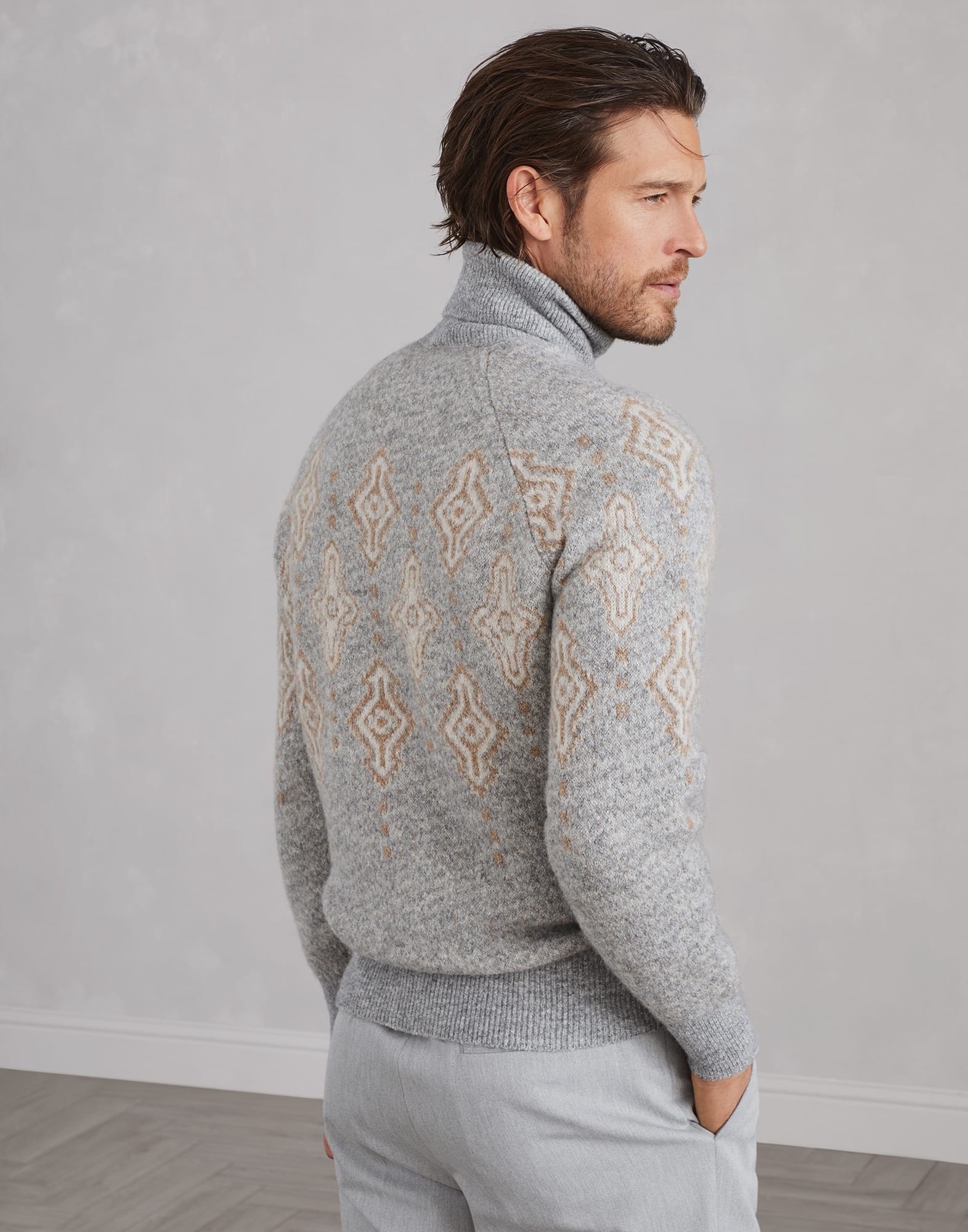 Geometric jacquard turtleneck sweater in alpaca, cotton and wool - 2