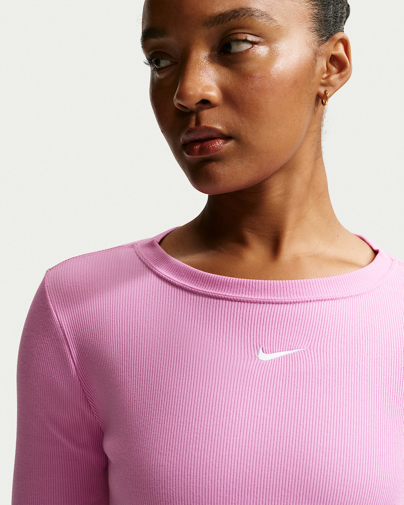 Nike Sportswear Women's Tight Long-Sleeve Ribbed T-Shirt 3