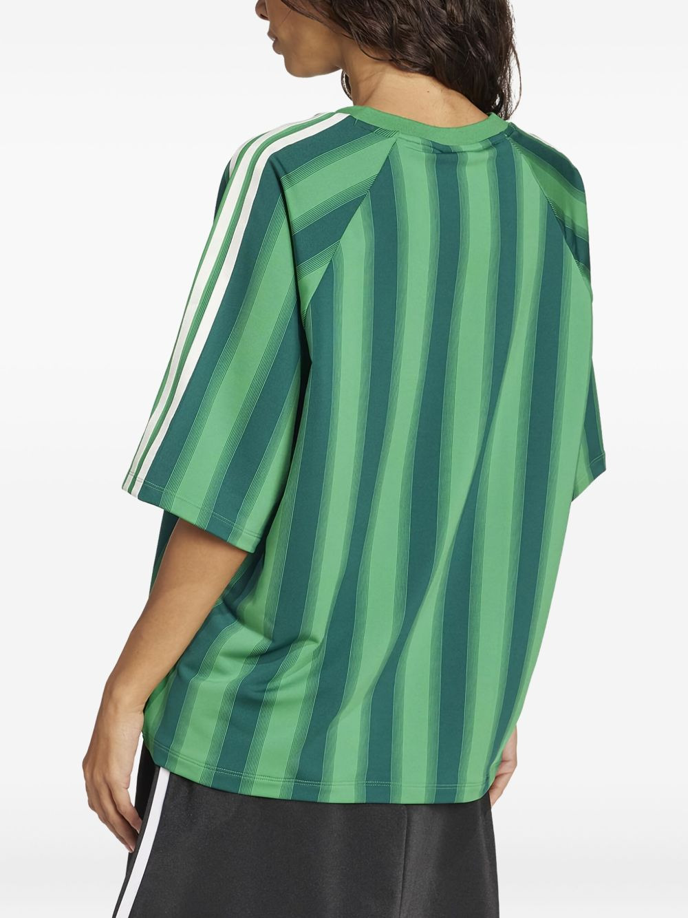 Loose Linear V-neck T-shirt - 2