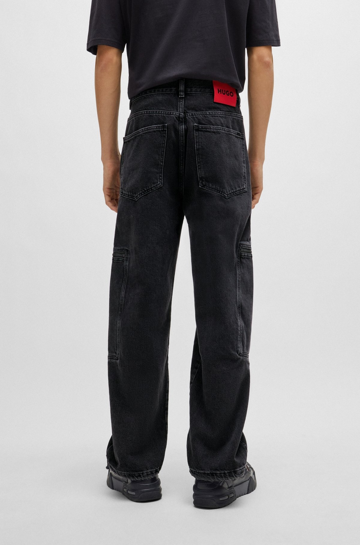 LOOSE-FIT JEANS IN BLACK DENIM WITH ADJUSTABLE HEMS - 4