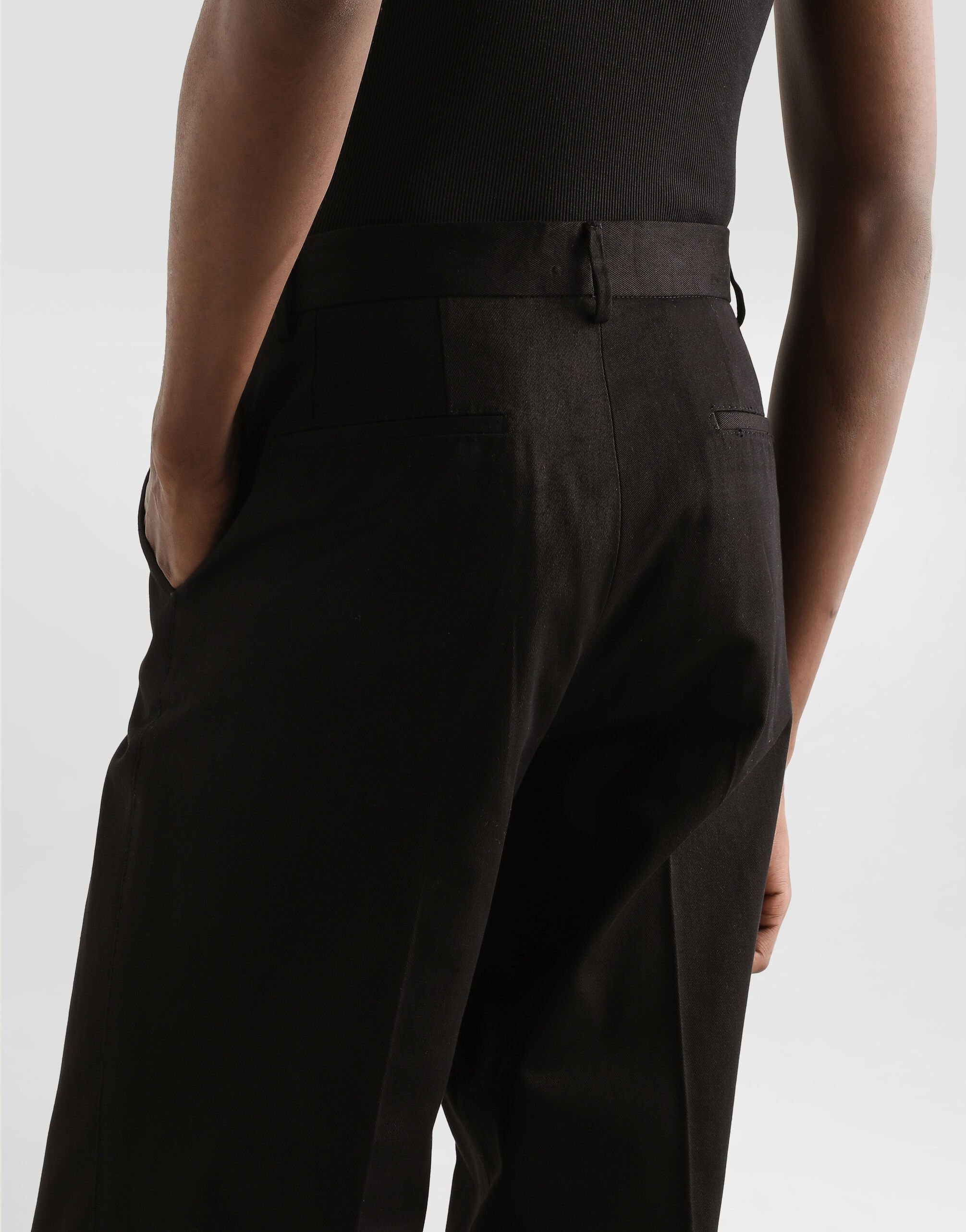 Cotton gabardine pants with double darts - 5