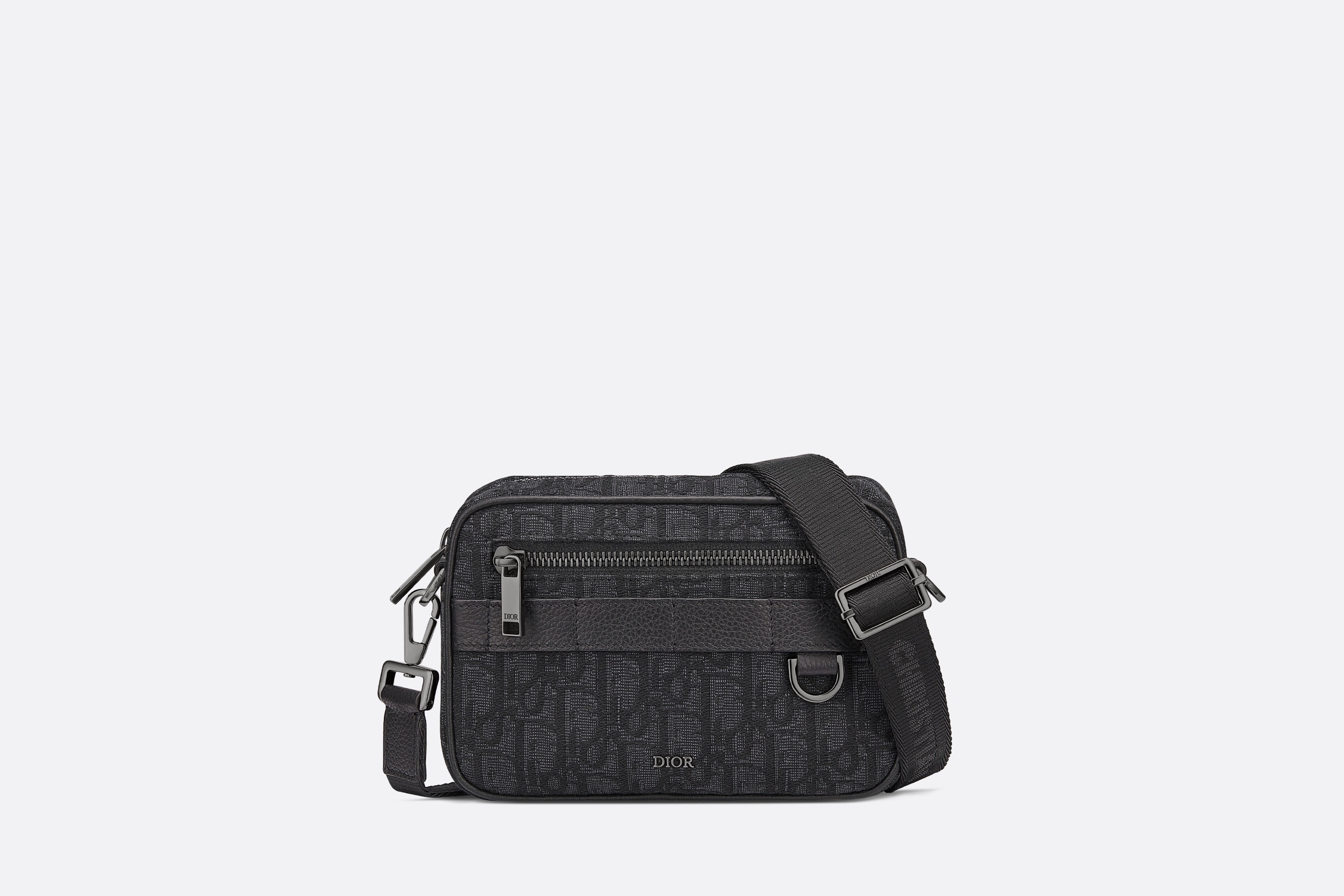 ショルダーバッグ・ポシェット DIOR Maxi Safari Bag with Strap Dior Maxi Safari Bag with Strap | REVERSIBLE
